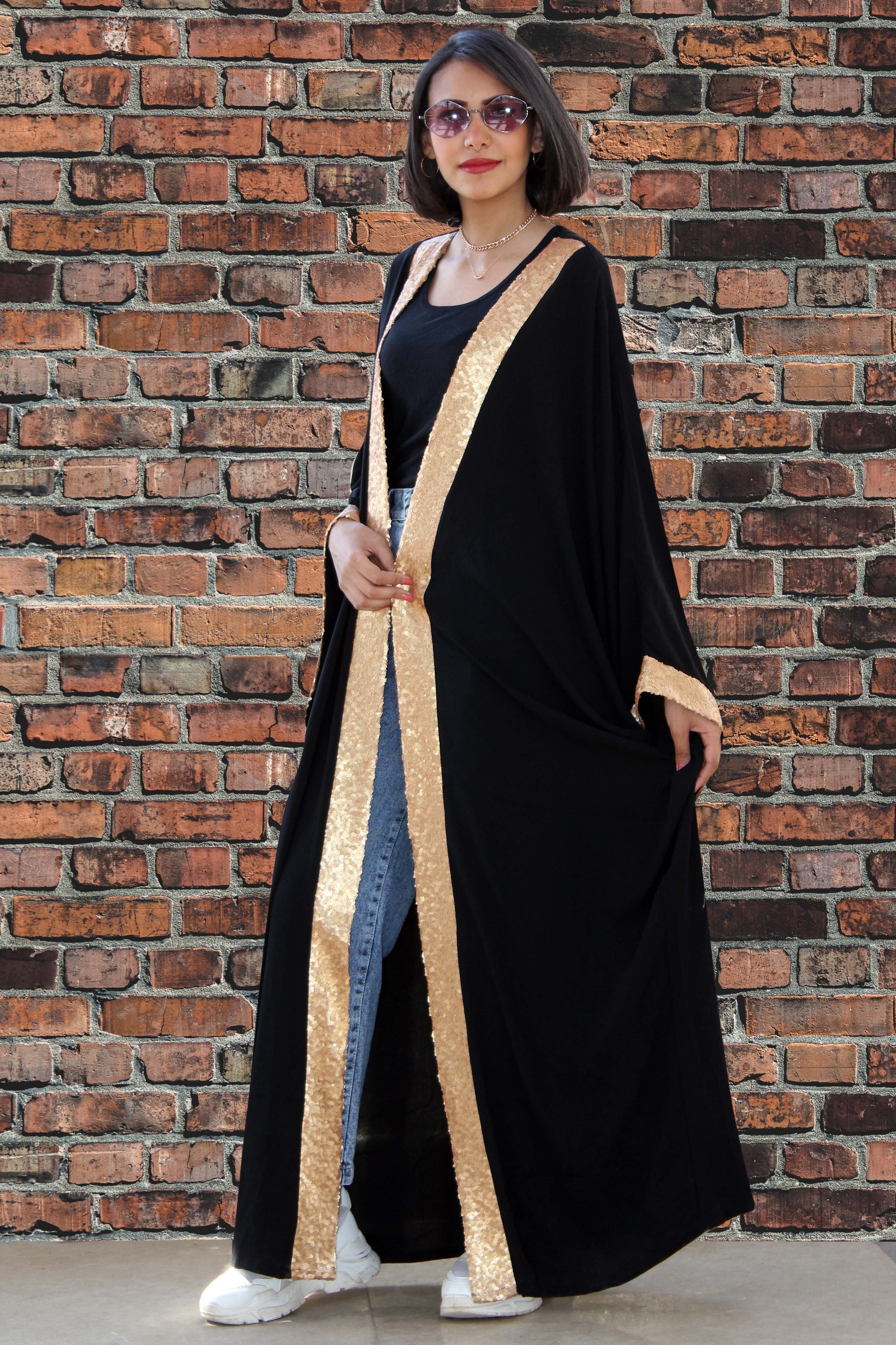 Golden Glory: The Elegant Islamic Kaftan  Tawasol Egypt