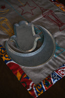 "Crescent Chic: Aluminum Tray"(30 cm)