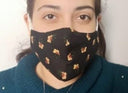 V-shaped mask with 2 layers fabric + a filter in the middle
